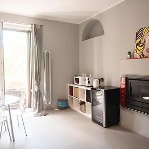 Casa Greta, Nuovo Silenzioso Bilocale Nel Cuore Di , Milan Italie